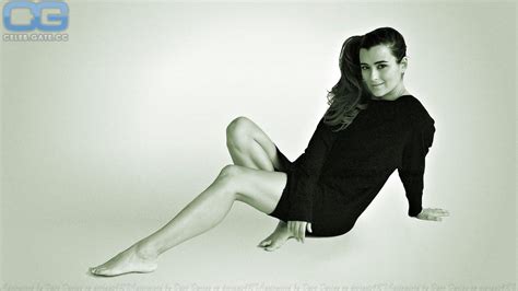 nude cote de pablo|Cote de Pablo Nude and Sexy Photo Collection